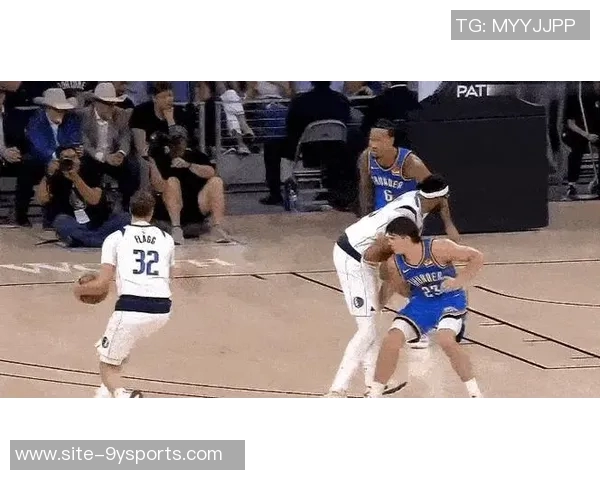 浓眉评价弗拉格首场比赛表现称紧张情绪正常相信他会克服困难