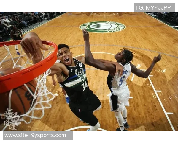 全队三分命中率高达50波蒂斯称默契提升助力进攻表现 全队三分命中率高达50波蒂斯称默契提升助力进攻表现