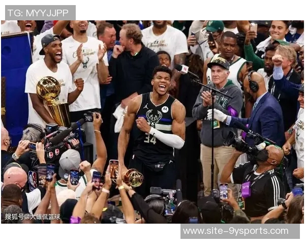 字母哥32分钟内表现出色却无力挽回局势贡献26分11板8助令人唏嘘 字母哥32分钟内表现出色却无力挽回局势贡献26分11板8助令人唏嘘