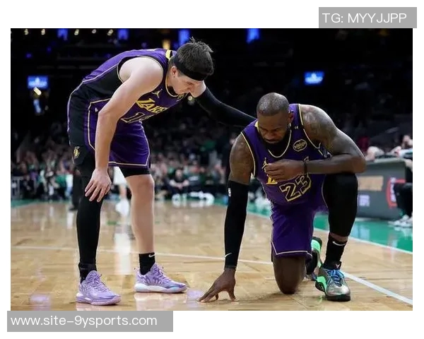 湖人是否该在里夫斯身价高峰时交易他火箭等球队或成最佳选择 湖人是否该在里夫斯身价高峰时交易他火箭等球队或成最佳选择